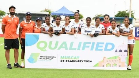 मलेशियाला नमवित भारतीय महिला अंतिम फेरीत Indian women lost to Malaysia in final