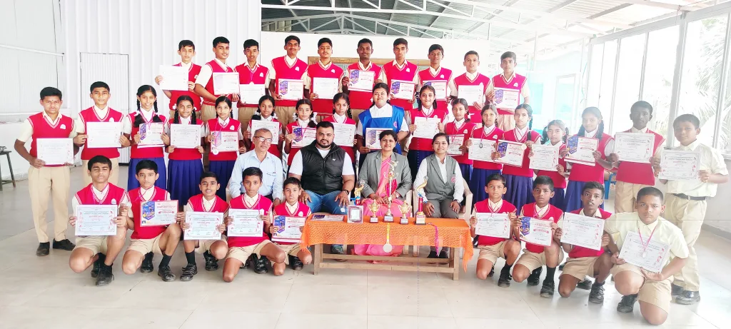 Success of Maratha Mandal Khadarwadi in sports competition