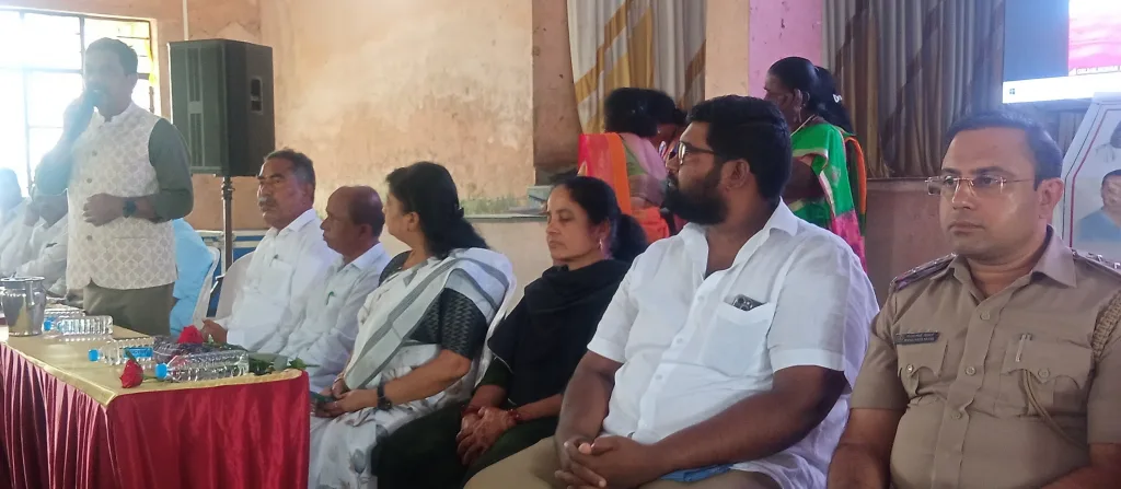Inauguration of gruhalaxmi Yojana in Khanapur
