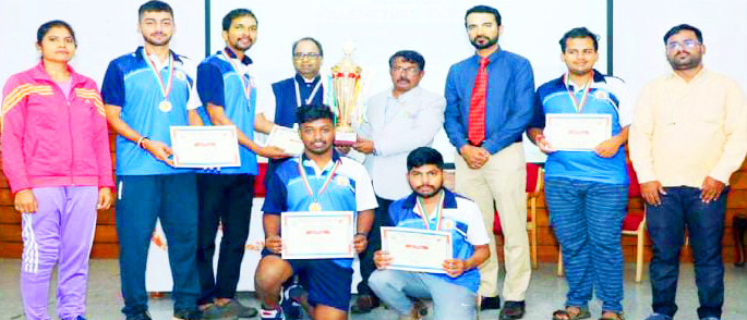 राज्यस्तरीय लॉ टेटे स्पर्धेत बेंगळूर, हुबळी संघ विजेते Bangalore, Hubli team winners in state level law tete competition