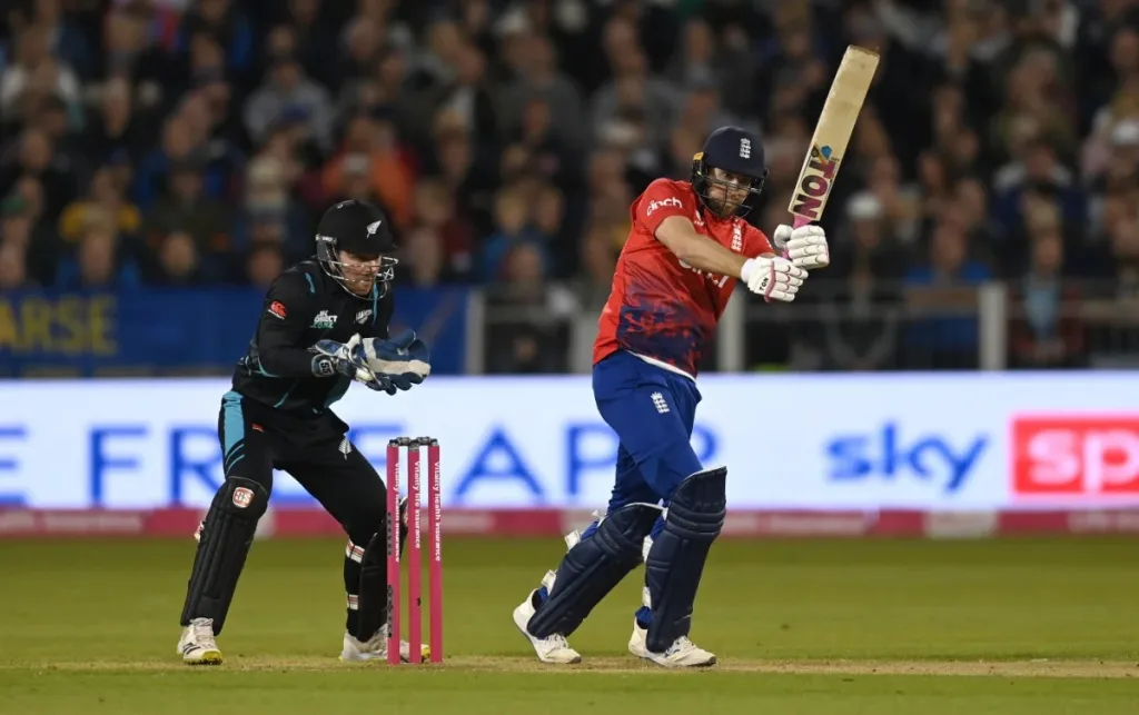 टी-20 मालिकेत इंग्लंडची विजयी सलामी England's winning opening in the T-20 series