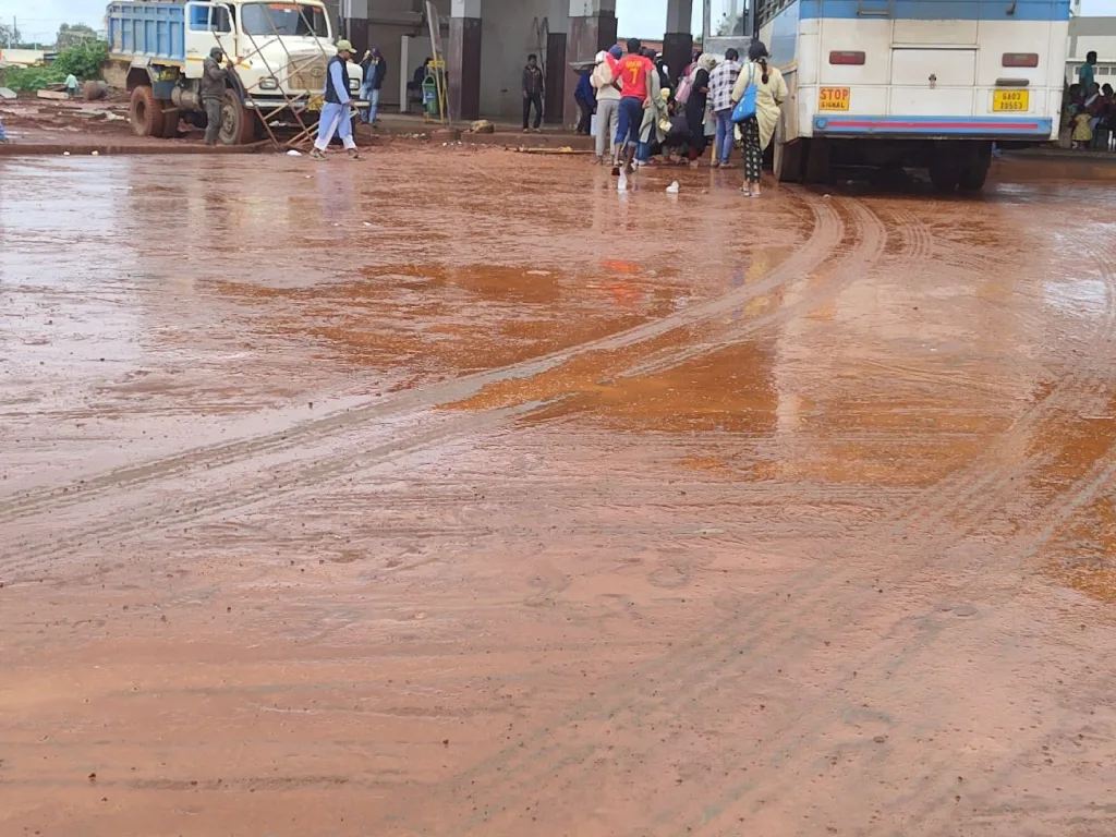 Mud empire at bus station