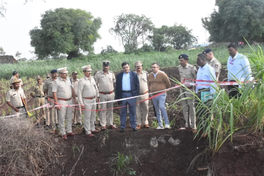 जैन मुनी हत्या तपासासाठी सीआयडीचे वरिष्ठ अधिकारी दाखल Senior CID officer filed for Jain Muni murder investigation