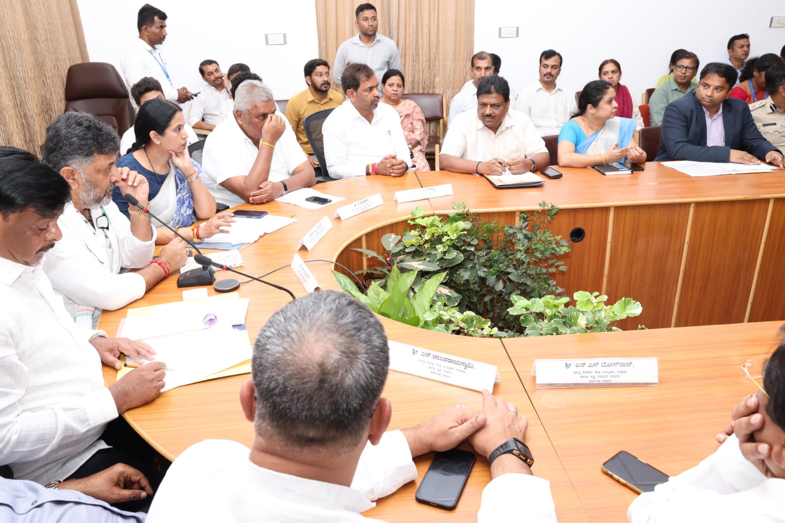 important-meeting-of-the-dcm-regarding-the-launch-of-grihalaxmi