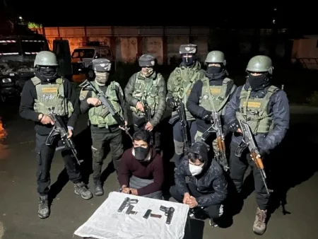 दोन ‘तोयबा’ दहशतवाद्यांना जम्मू-काश्मीरमधून अटक Two 'Taiba' terrorists arrested from Jammu and Kashmir