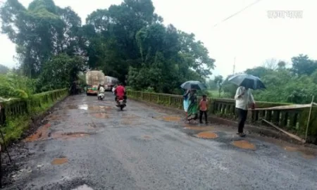 Devgad-Nipani highway collapsed