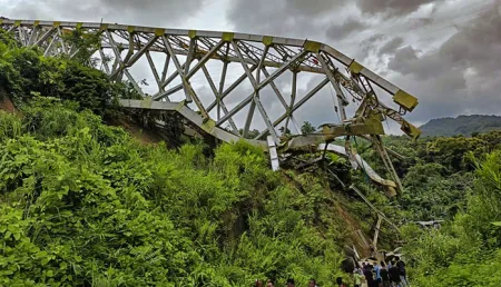 17 killed in bridge collapse in Mizoram