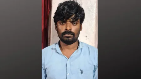case of extortion suicide arrested people karad police station itself