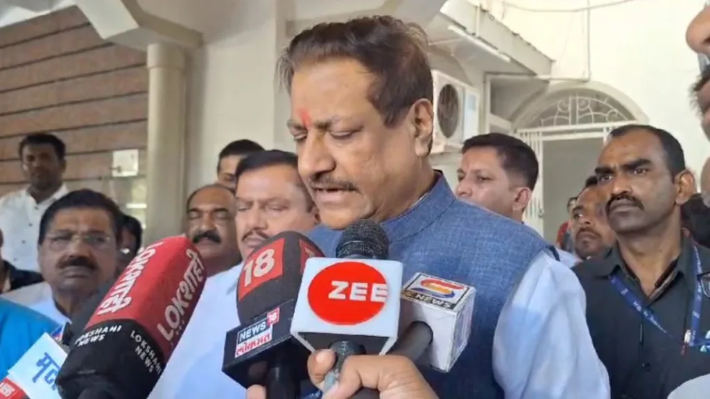 prithviraj chavan criticism on bjp narendra modi kolhapur