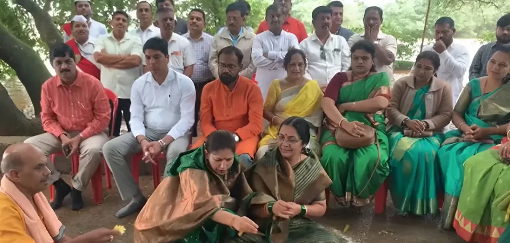 महापौरांच्या हस्ते राकसकोप येथे गंगापूजन Ganga Pujan at Rakskop by Mayor