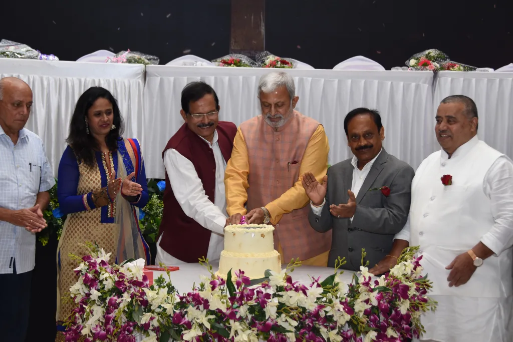 Mhapsa regional division of 'Lokmanya' has reached the deposit milestone of 1000 crores