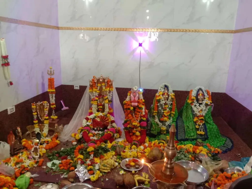 स्वयंभूवाडी येथे नागपंचमी उत्साहात साजरी