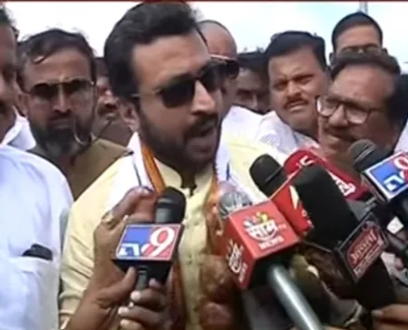 कांद्याला प्रति क्विंटल 4000 रुपये भाव मिळालाच पाहिजे, खा. कोल्हे यांची मागणी