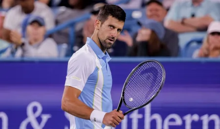 व्हेरेव्ह, गॉफ, स्वायटेक, जोकोव्हिच, लेजोव्हिक विजयी Verev, Goff, Svytek, Djokovic, Lejovic won