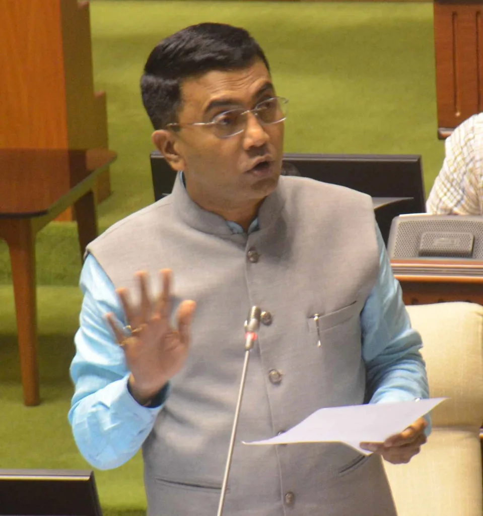 रेल्वे दुपदरीकरण कोर्टाच्या सूचनेनुसार As per instructions of Railway Decentralization Court