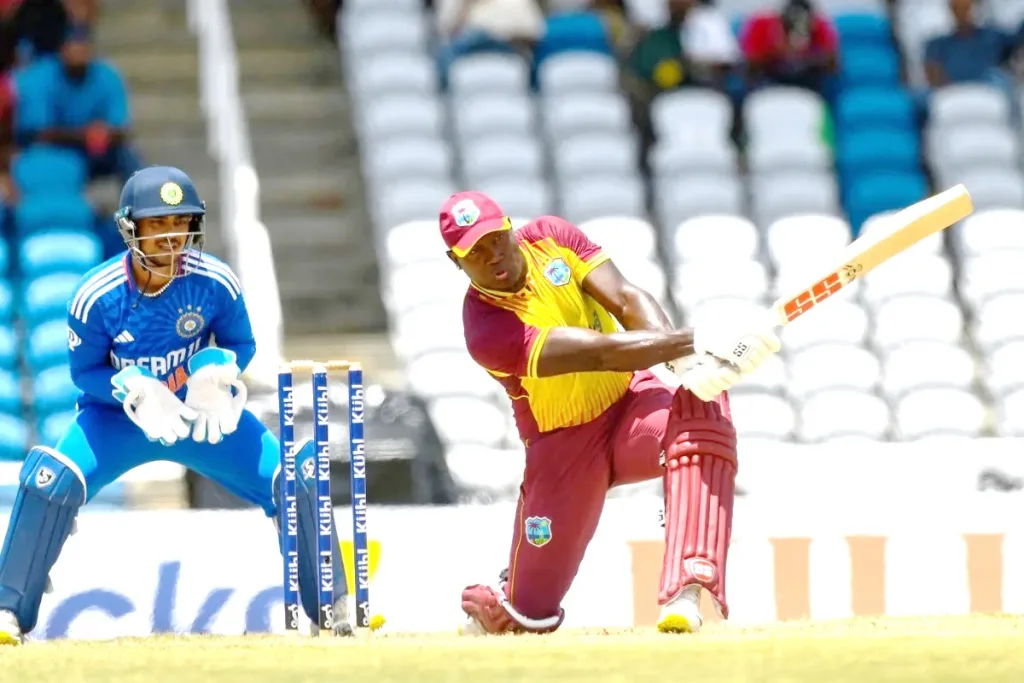 विंडीजचा भारतावर 4 धावांनी विजय Windies win over India by 4 runs