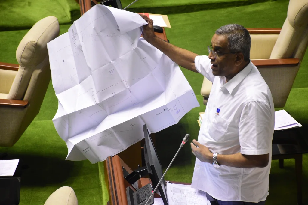 The plot taken by the child does not belong to the Housing Board