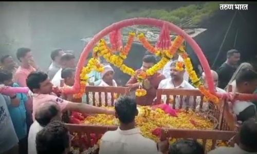 मुलाने काढली आईची पालखीतून अंतयात्रा ! उंदरवाडीतील मारुती पाटील यांचे मातृप्रेम Motherly love Undarwadi