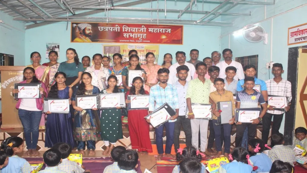चिंदर ग्रामपंचायतीच्या वतीने गुणवंत विद्यार्थ्यांचा गुणगौरव