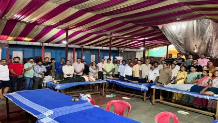 बांद्यात रक्तदान शिबिराला उत्स्फुर्त प्रतिसाद