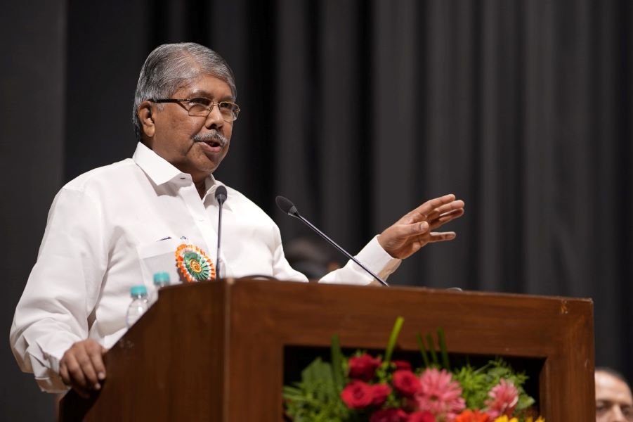 पुण्यात दहशतवाद्यांची मोठी साखळी; चंद्रकांत पाटील यांची खळबळजनक माहिती Big chain of terrorists in Pune