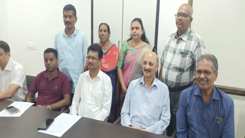 जिल्हा काँग्रेसतर्फे तालुकानिहाय घरगुती गणपती आरास सजावट स्पर्धेचे आयोजन