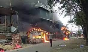 मणिपूरमध्ये जाळपोळ-गोळीबार तीव्र Arson-firing intensified in Manipur