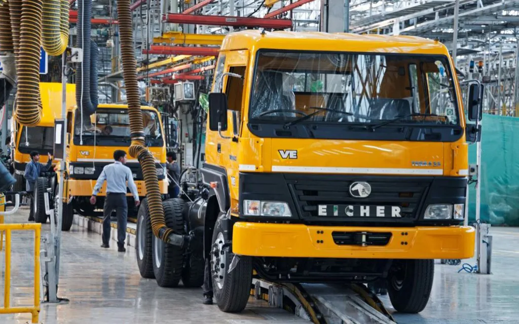 आयशरने कमावला 918 कोटीचा नफा Eicher earned a profit of Rs 918 crore