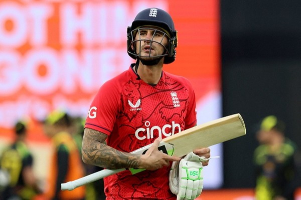 England opener Alex Hales retires from international cricket