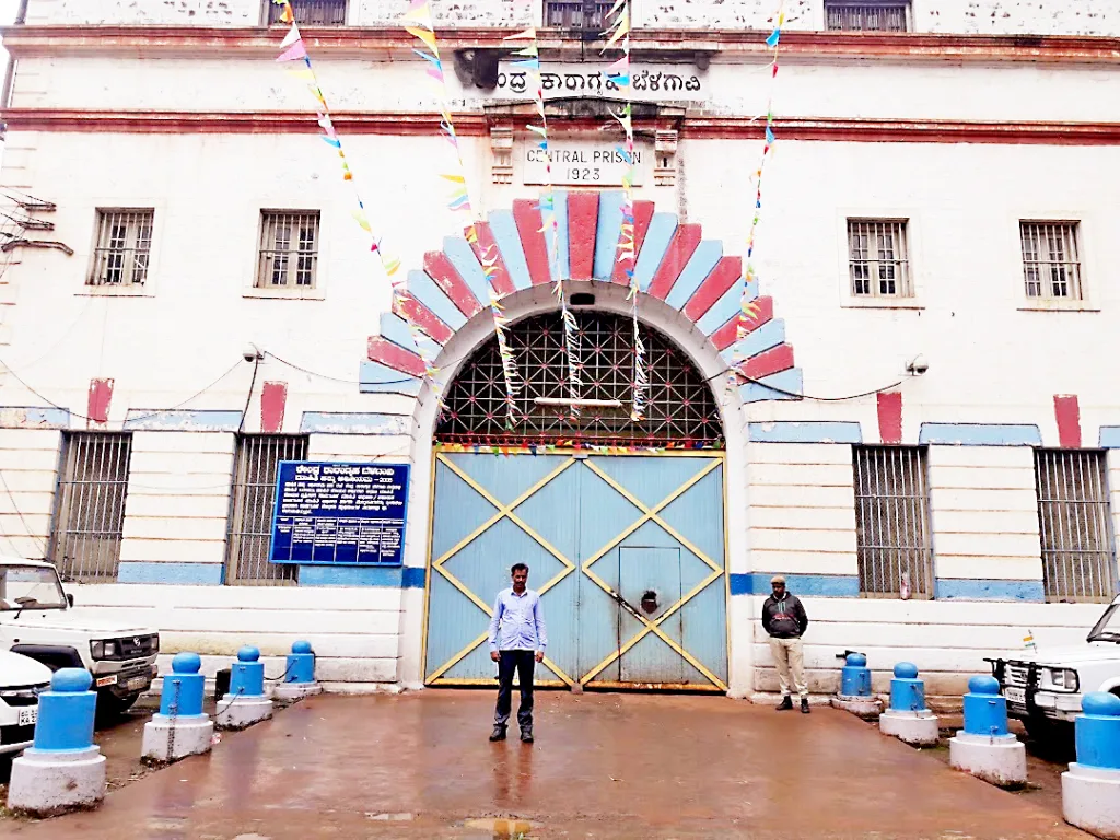 Threatening phone calls from prison again?