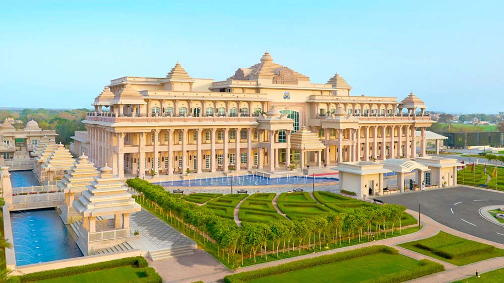 आयटीसी हॉटेल लिस्टिंगसाठी सज्ज ITC Hotel ready for listing