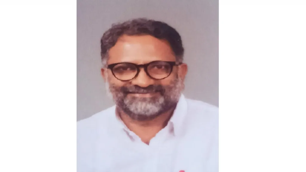 ‘लेटस् चेंज’ हा चित्रपट विद्यार्थ्यांसाठी नि: शुल्क करावा