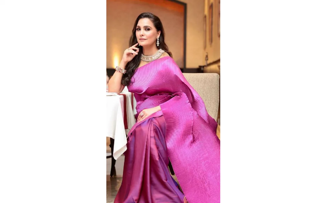 ‘रणनीति’मध्ये लारा दत्ता Lara Dutta in 'Ranaeti'