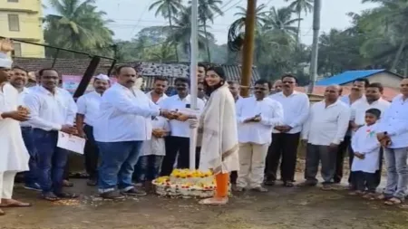 तनया वाडकर हिचा राजा शिवाजी चौक मित्र मंडळ सावंतवाडीच्या वतीने सत्कार !