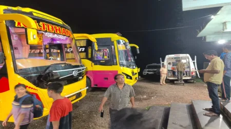 महामार्गावरून जाणाऱ्या ४८ बस चालकांची नेत्र तपासणी