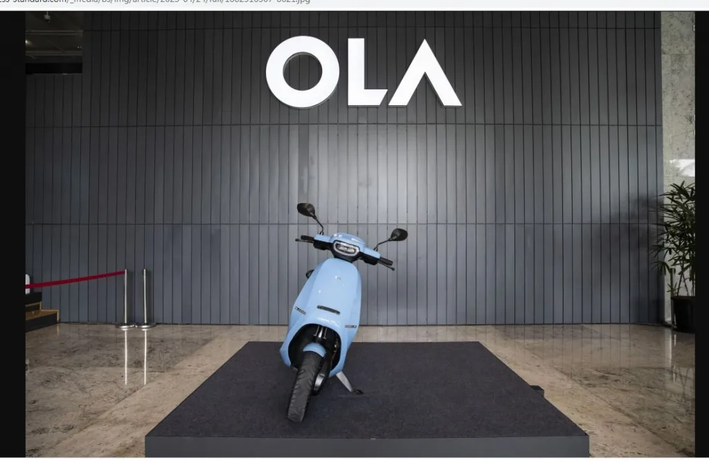 2 officers of Ola step down