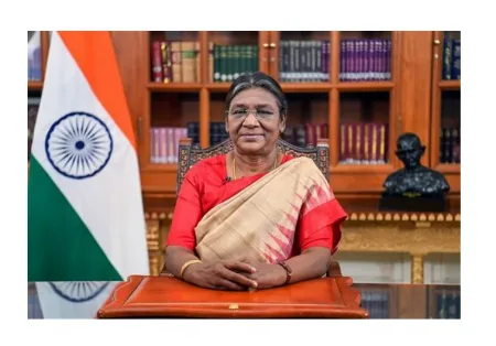 President leaves for Delhi after visiting God in Goa