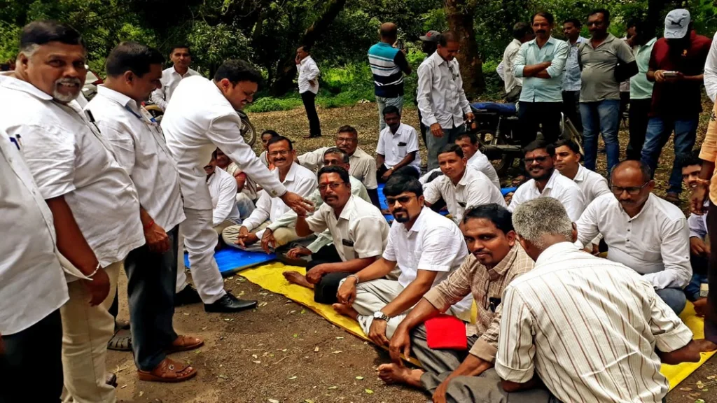 सावंतवाडी तहसिलदारांच्या आश्वासनानंतर रोणापाल माजी सरपंचांचे उपोषण स्थगित