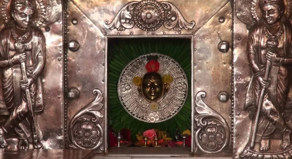 शीतळ हरीची पाऊले Cool Green Footsteps