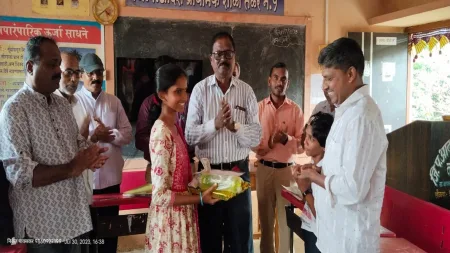 शिष्यवृत्तीमधील गुणवंतांचा गौरव !