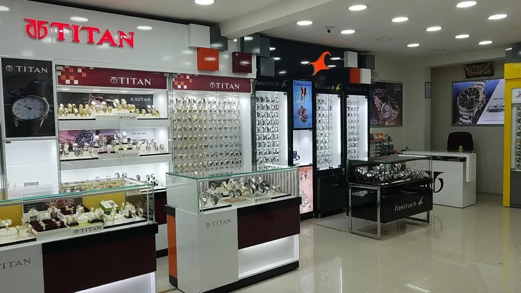 टायटनला 756 कोटी रुपयांचा निव्वळ नफा 756 crore net profit to Titan