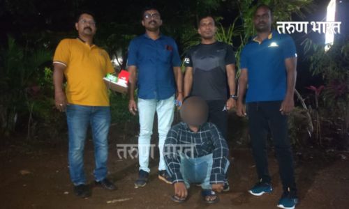 Ratnagiri : रेल्वेमध्ये चोरी करणाऱ्या अट्टल चोरट्यास पोलीसांकडून अटक Ratnagiri