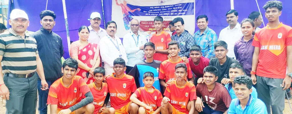 विभागीय हँडबॉल स्पर्धेत संत मीराला उपविजेतेपद Runner-up to Sant Mira in the divisional handball tournament