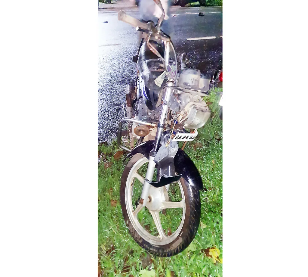 Another accident at Saravan bus stop junction