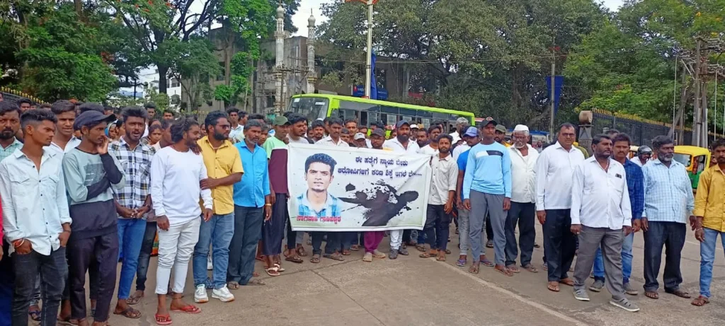 बंडीवड्डर खून प्रकरणी आरोपींवर कठोर कारवाई करा Take strict action against the accused in Bundiwaddar murder case