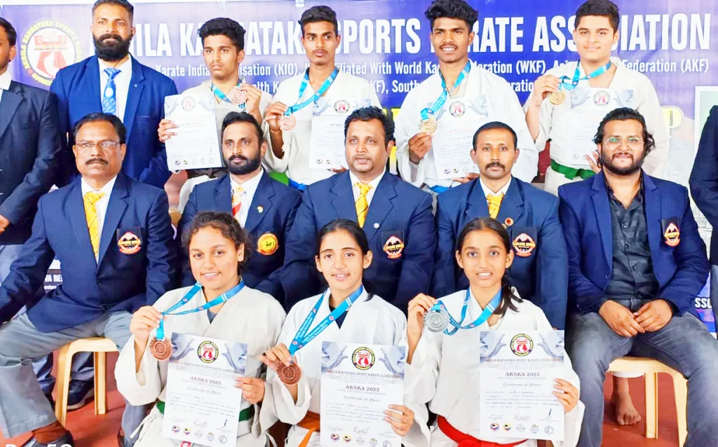 Selection of two karate players from Belgaum for national karate tournament