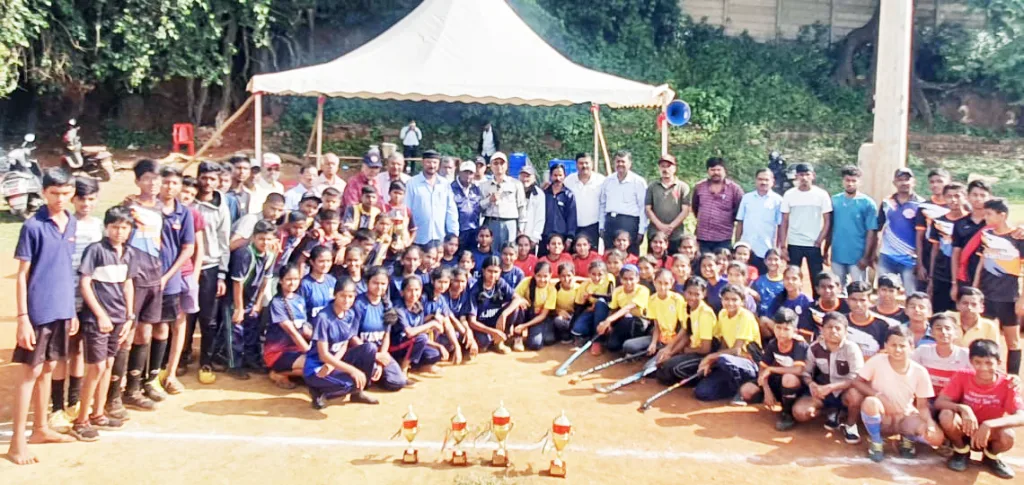 Chitnis, Bhandari win, St John's double crown