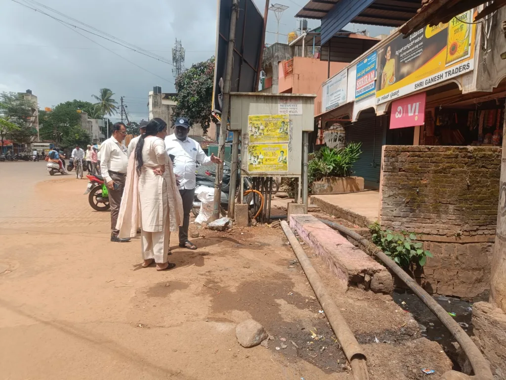 Hi-tech 'pay' toilet soon at Khasbagh