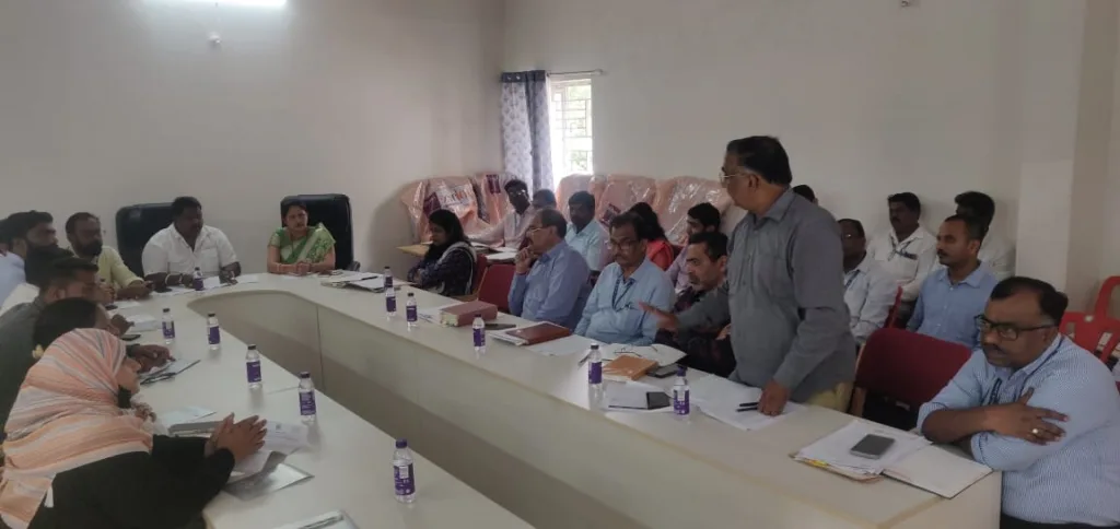 चुकीची माहिती प्रसिद्ध करणाऱ्यांवर मानहानीचा दावा Defamation suit against those who publish false information