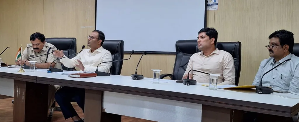 Janata Darshan will be held on Tuesday in the presence of the Guardian Minister